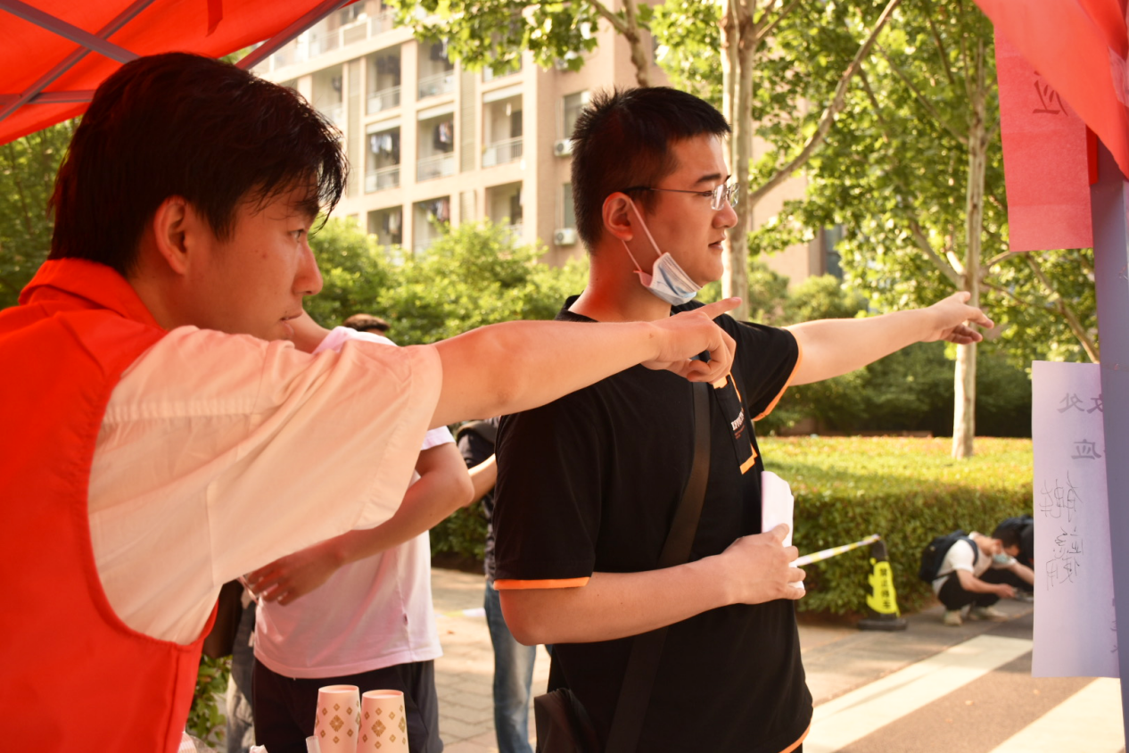 ���ֶ�������ҳ��