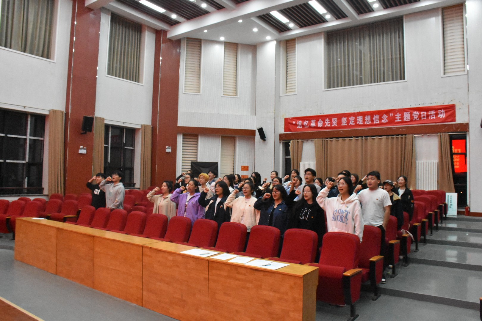 ���ֶ�������ҳ��