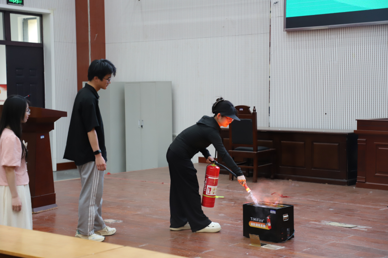 ���ֶ�������ҳ��