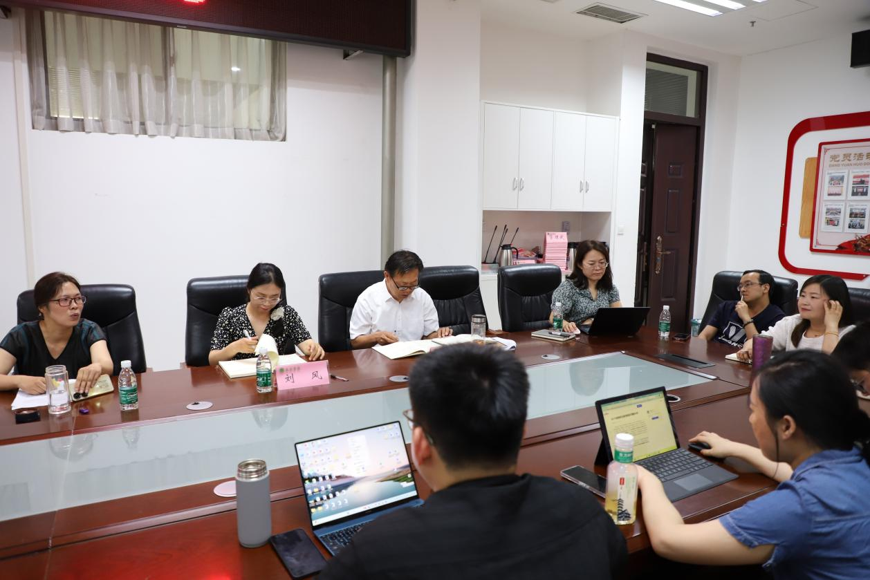 ���ֶ�������ҳ��