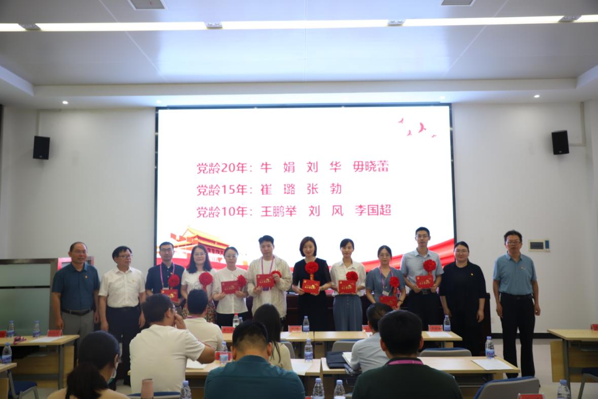 ���ֶ�������ҳ��