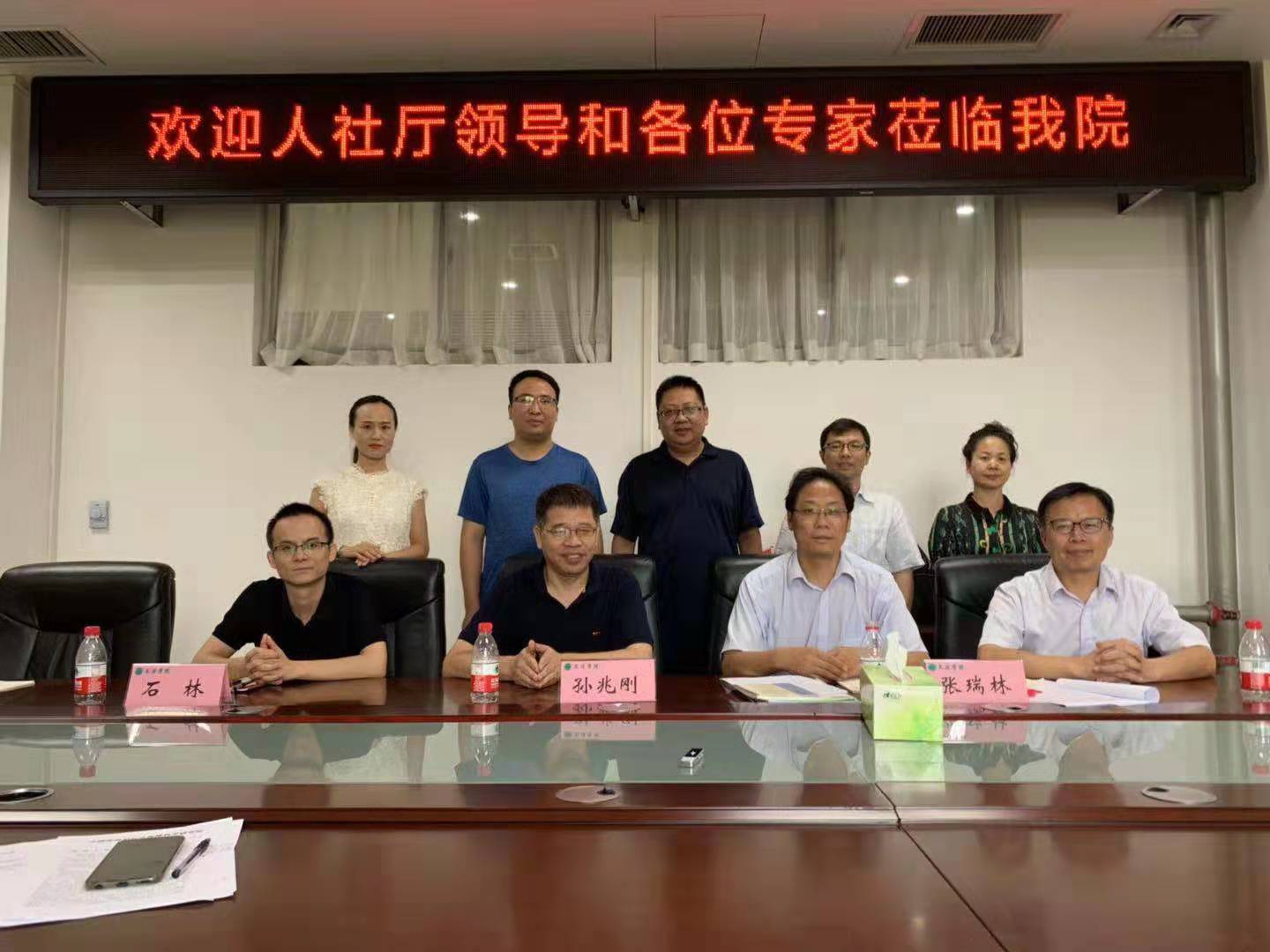 ���ֶ�������ҳ��