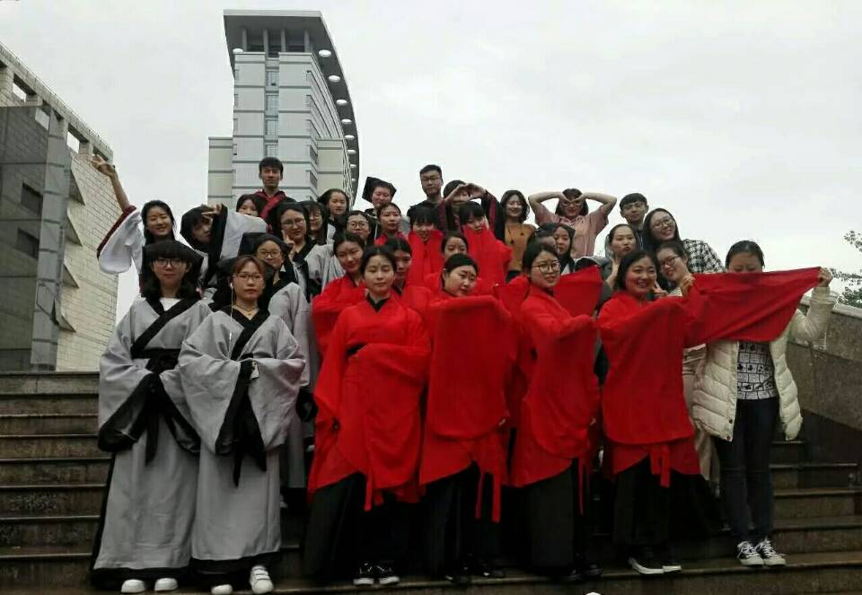 ���ֶ�������ҳ��