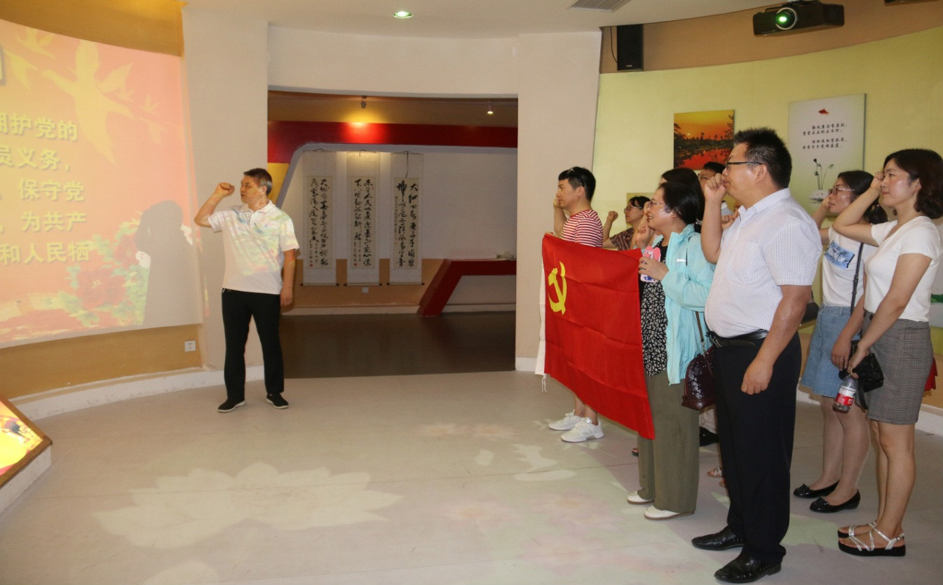 ���ֶ�������ҳ��