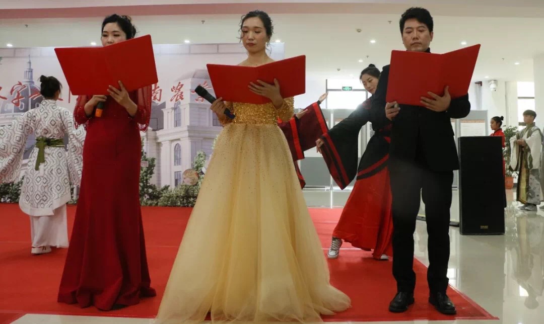 ���ֶ�������ҳ��