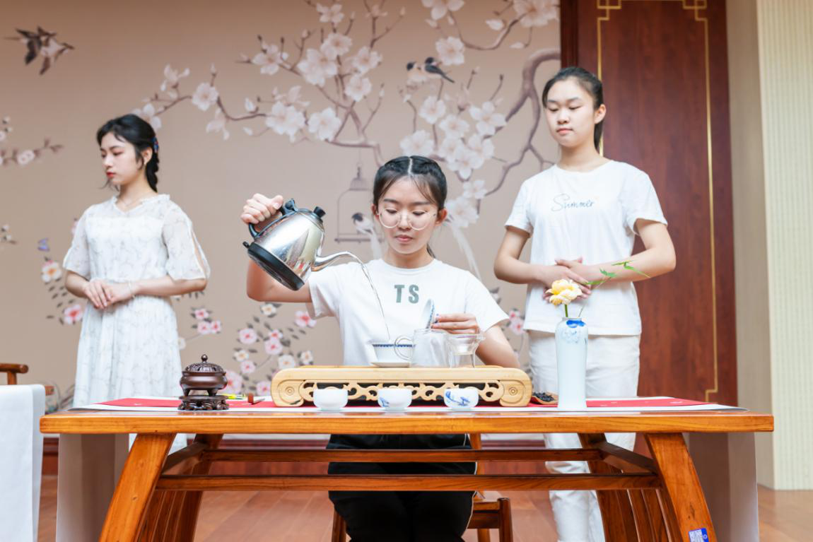 ���ֶ�������ҳ��