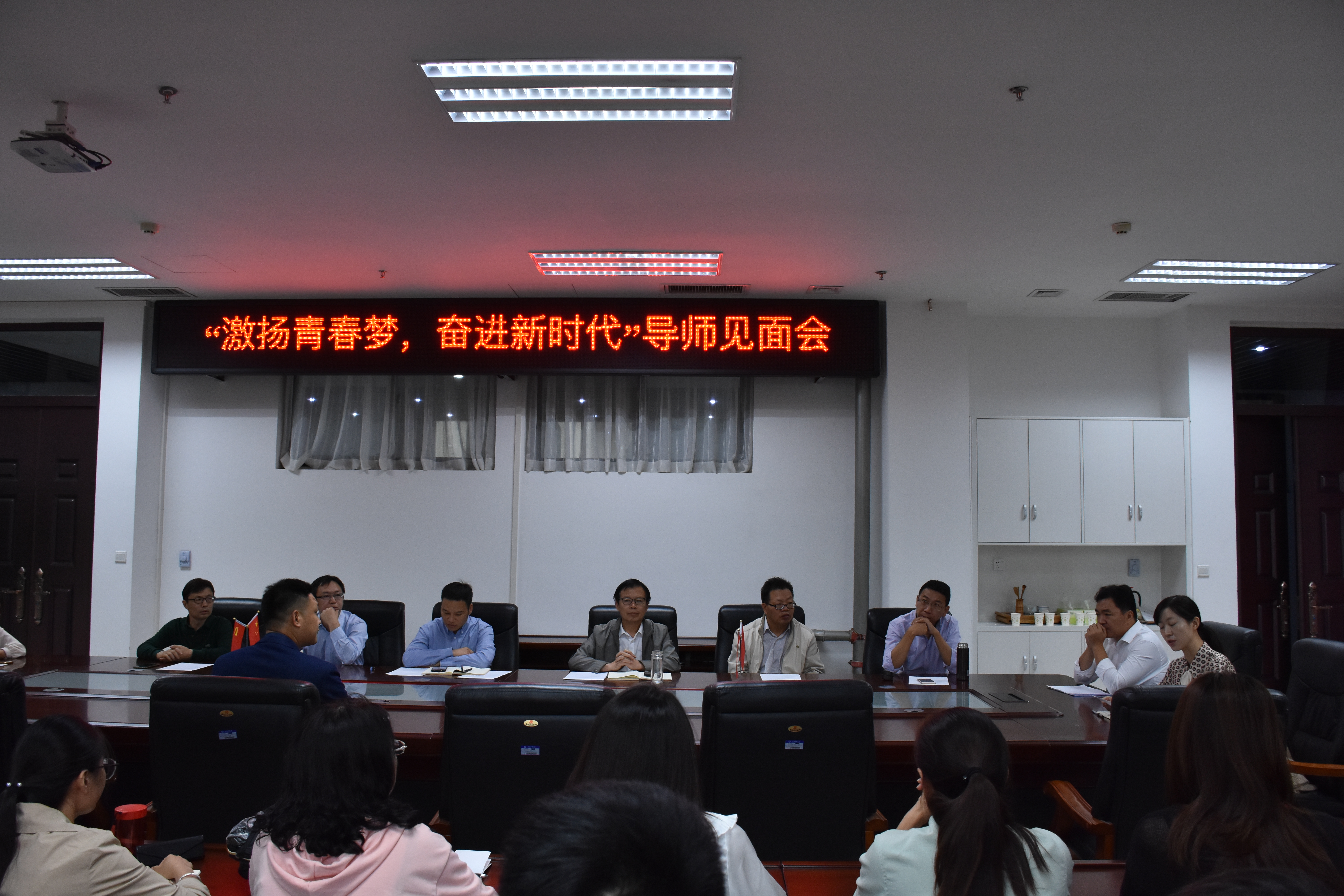 ���ֶ�������ҳ��