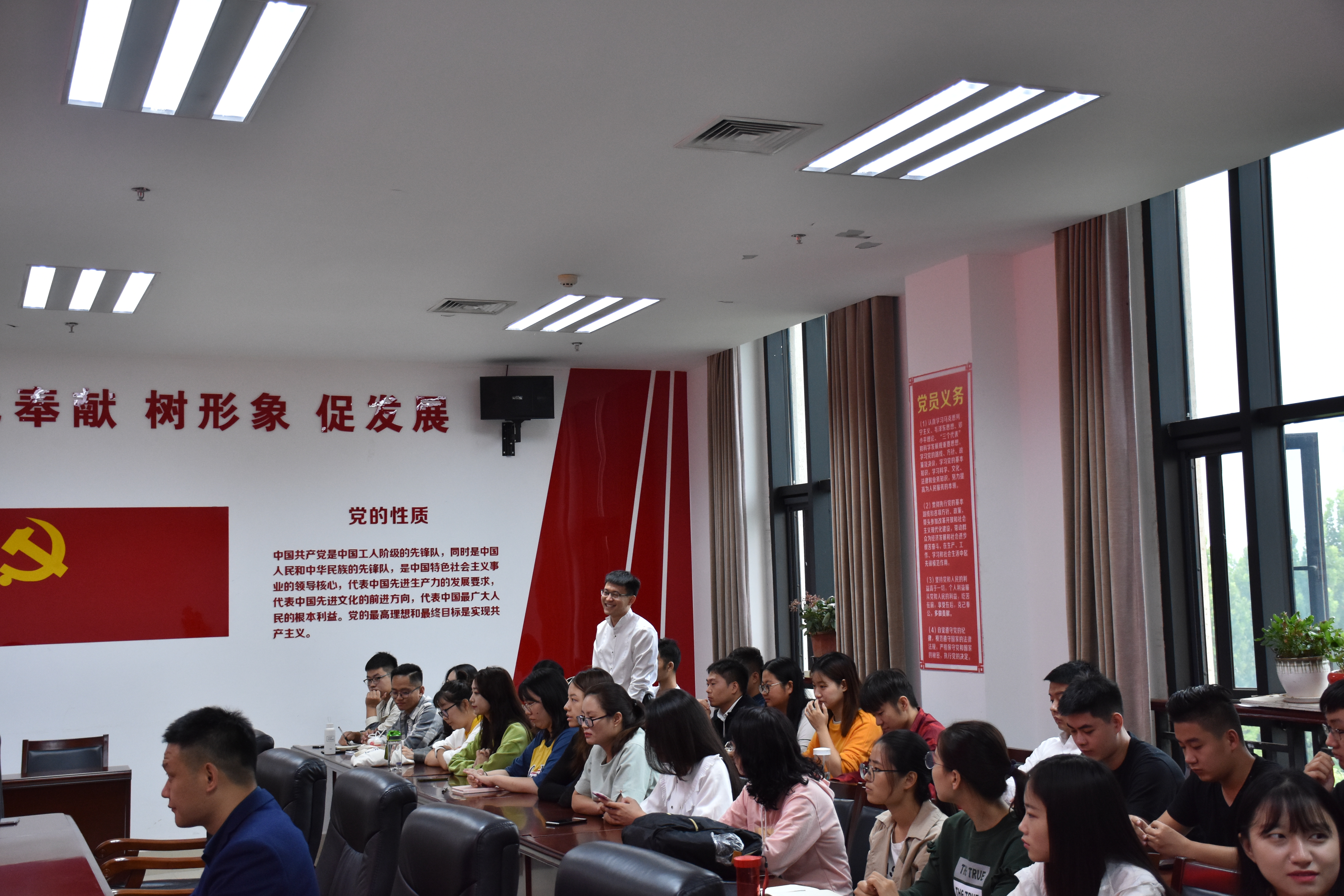 ���ֶ�������ҳ��