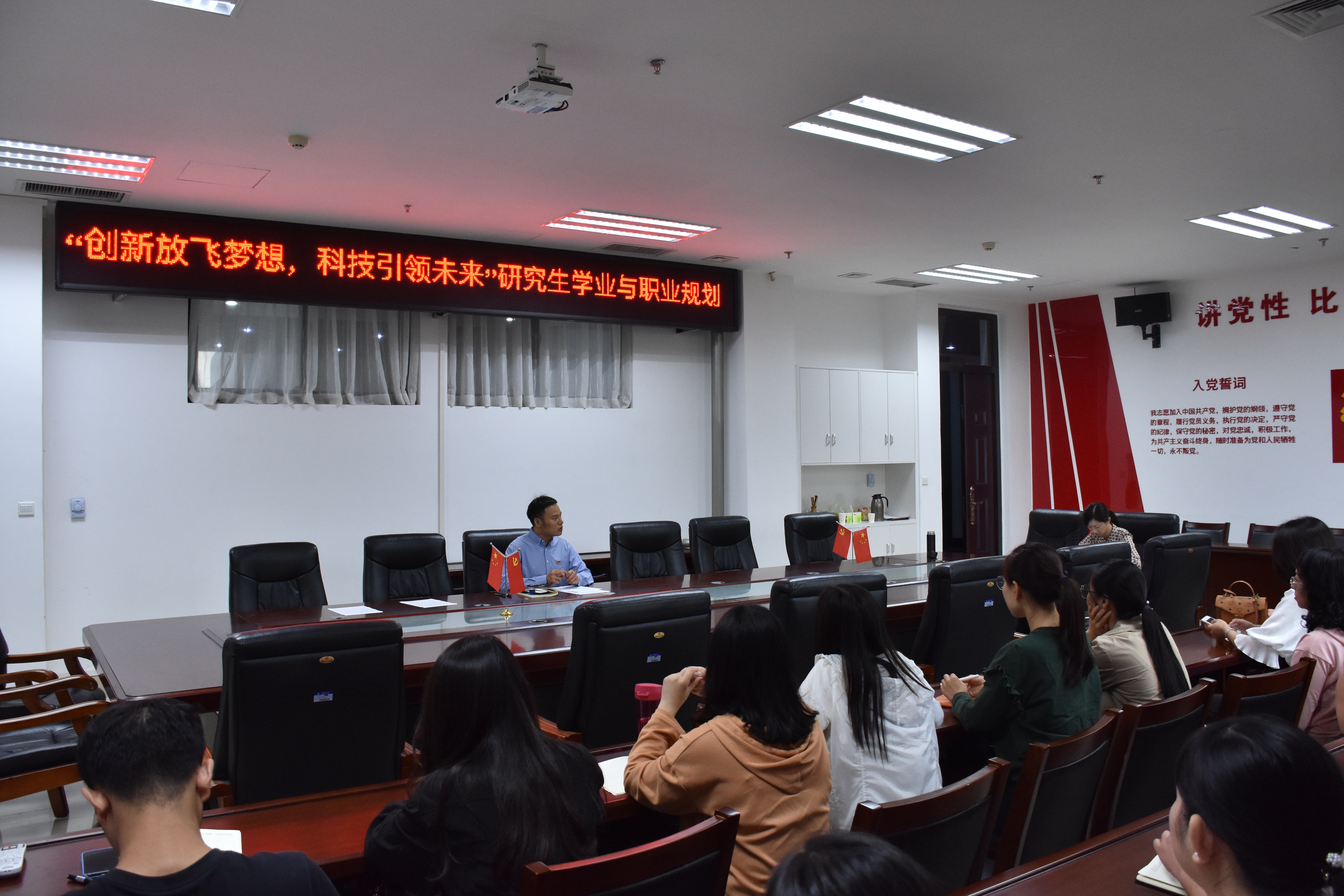 ���ֶ�������ҳ��