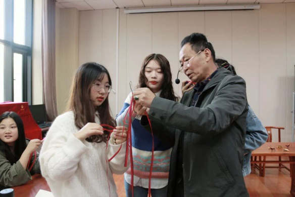 ���ֶ�������ҳ��