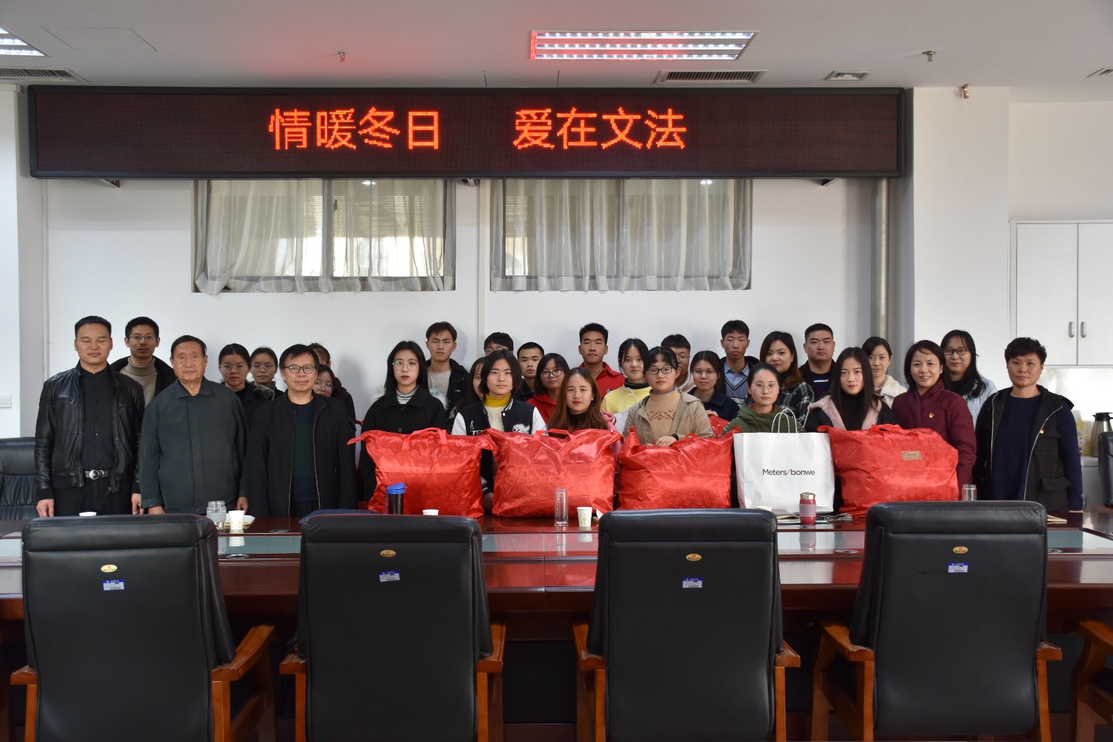 ���ֶ�������ҳ��