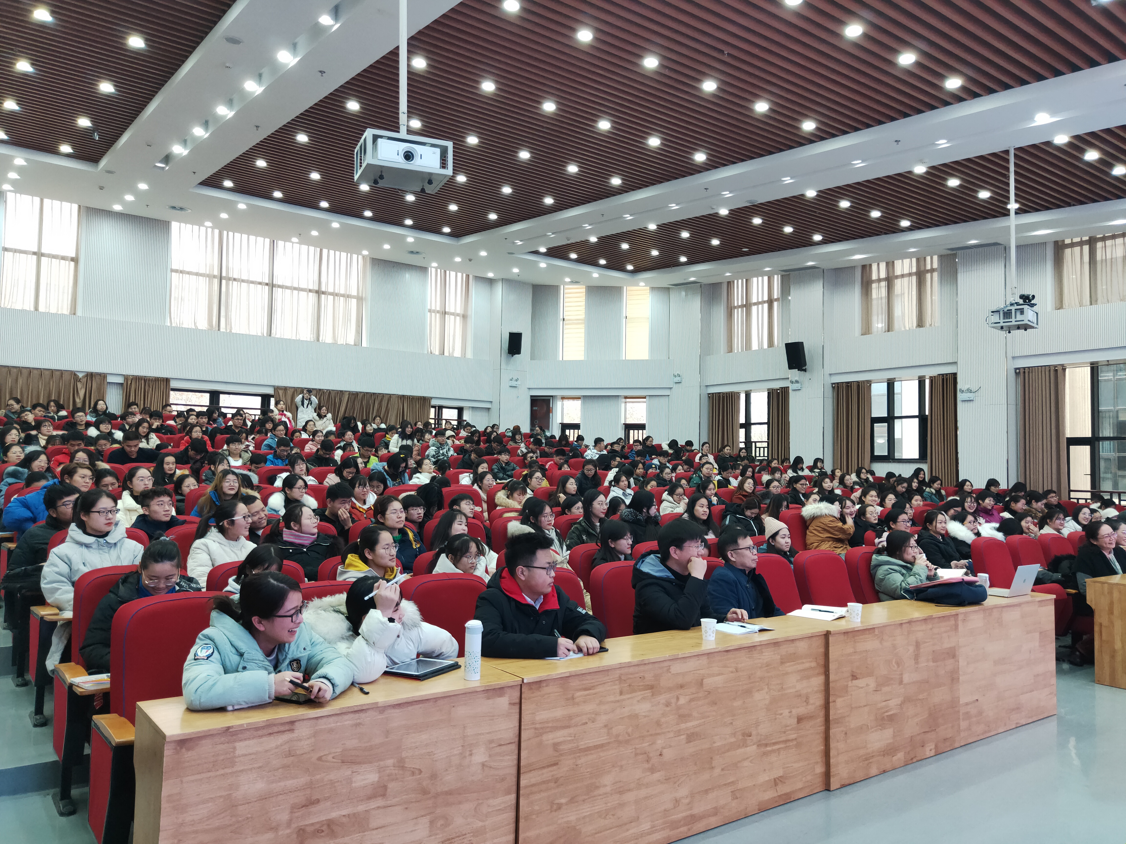 ���ֶ�������ҳ��