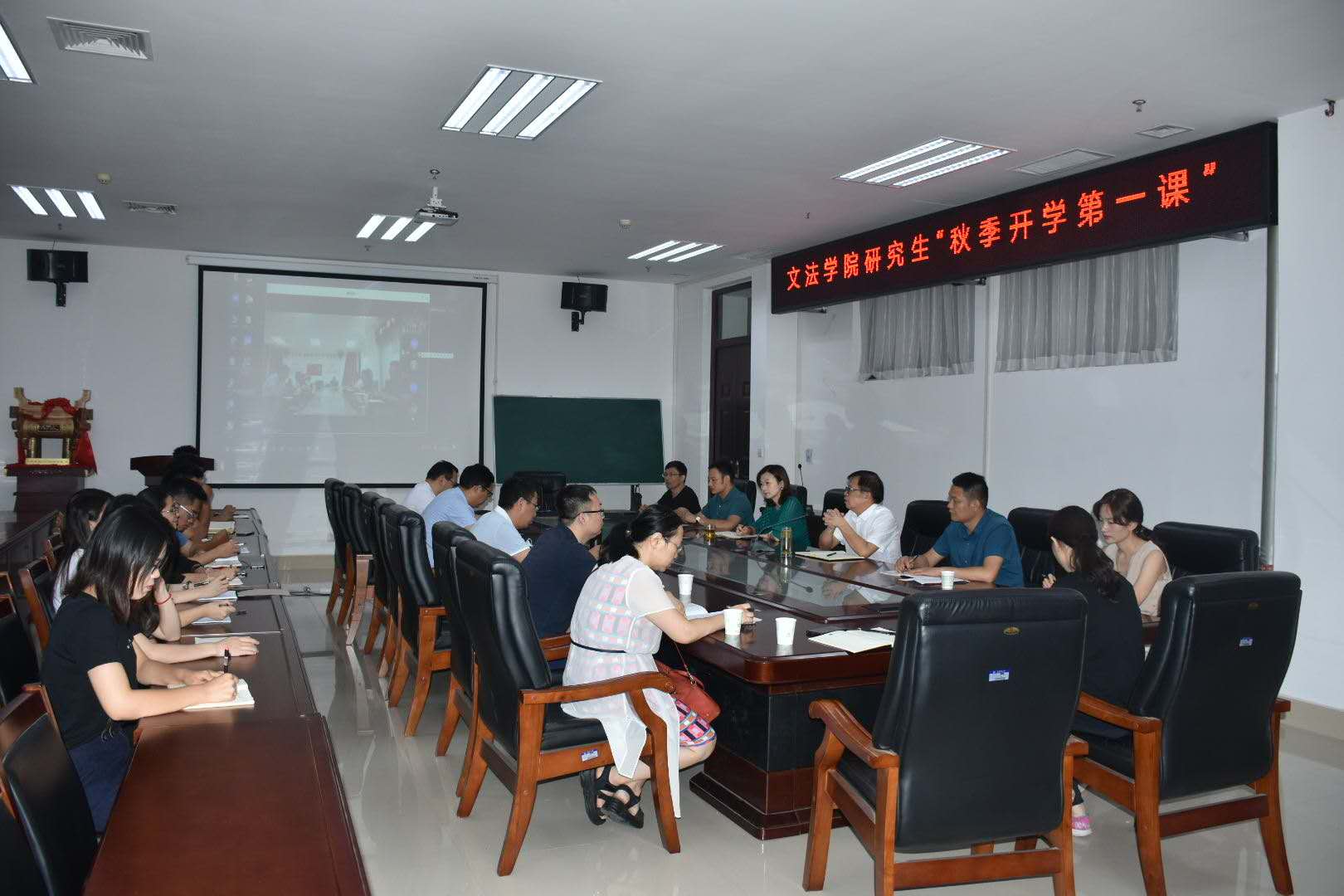 ���ֶ�������ҳ��