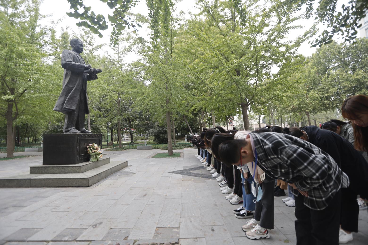 ���ֶ�������ҳ��