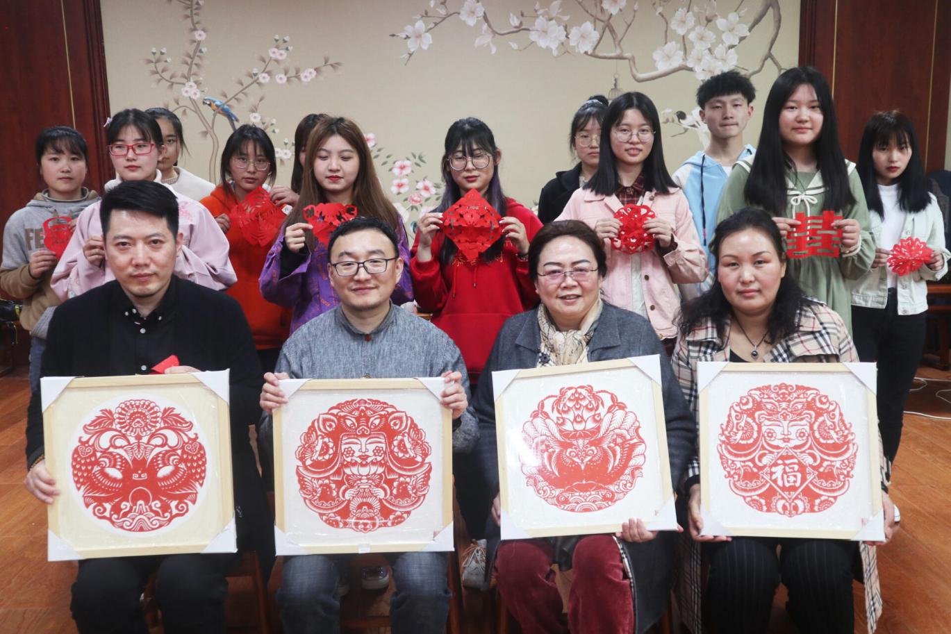 ���ֶ�������ҳ��