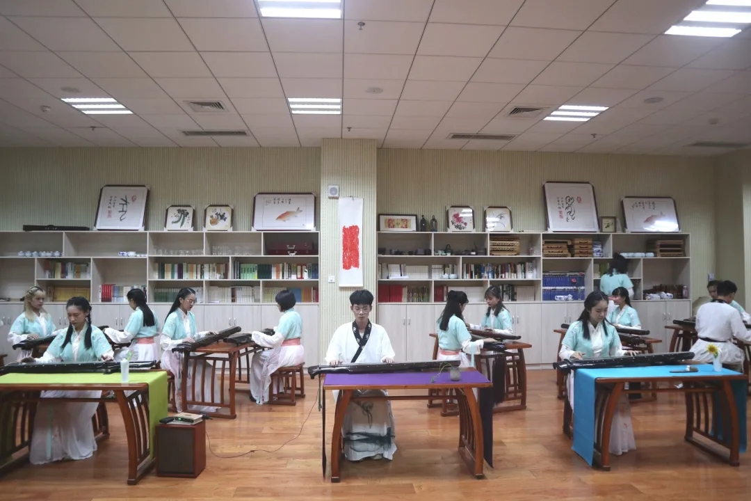 ���ֶ�������ҳ��