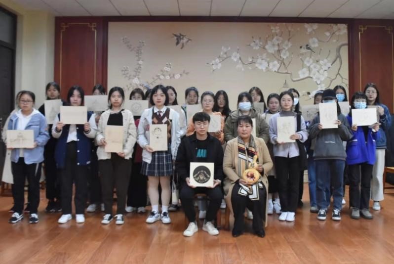 ���ֶ�������ҳ��