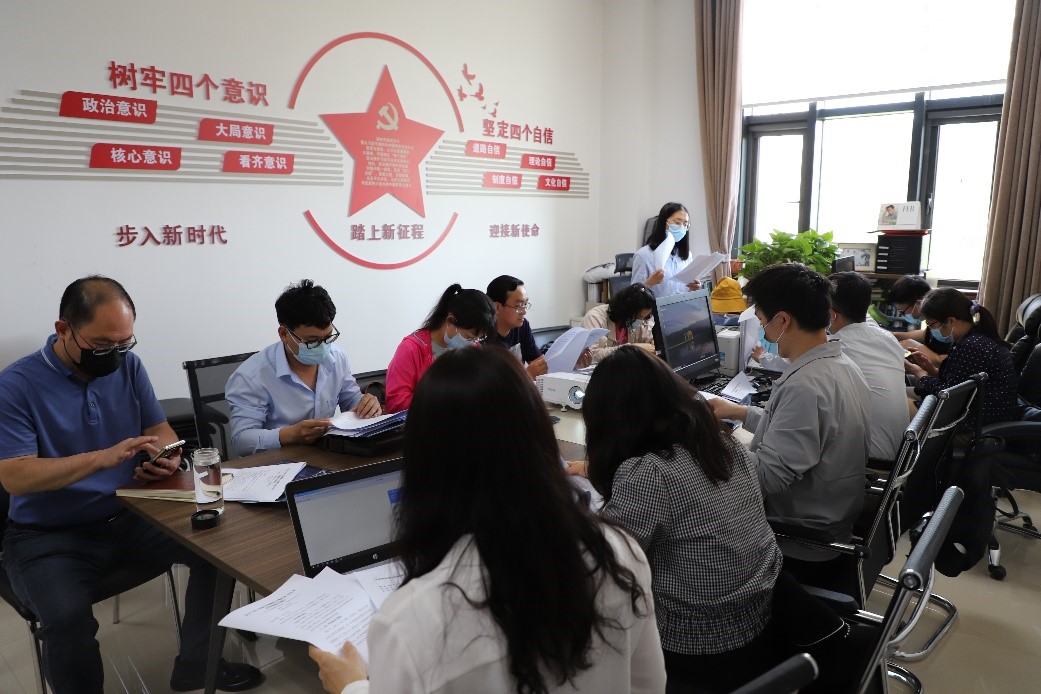 ���ֶ�������ҳ��